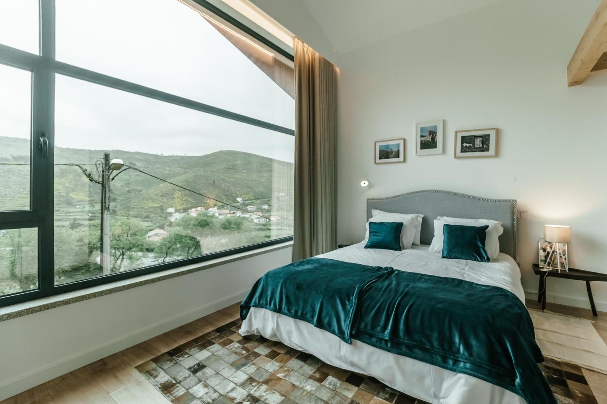 Unhais Valley - Country House Unhais Da Serra Rum bild
